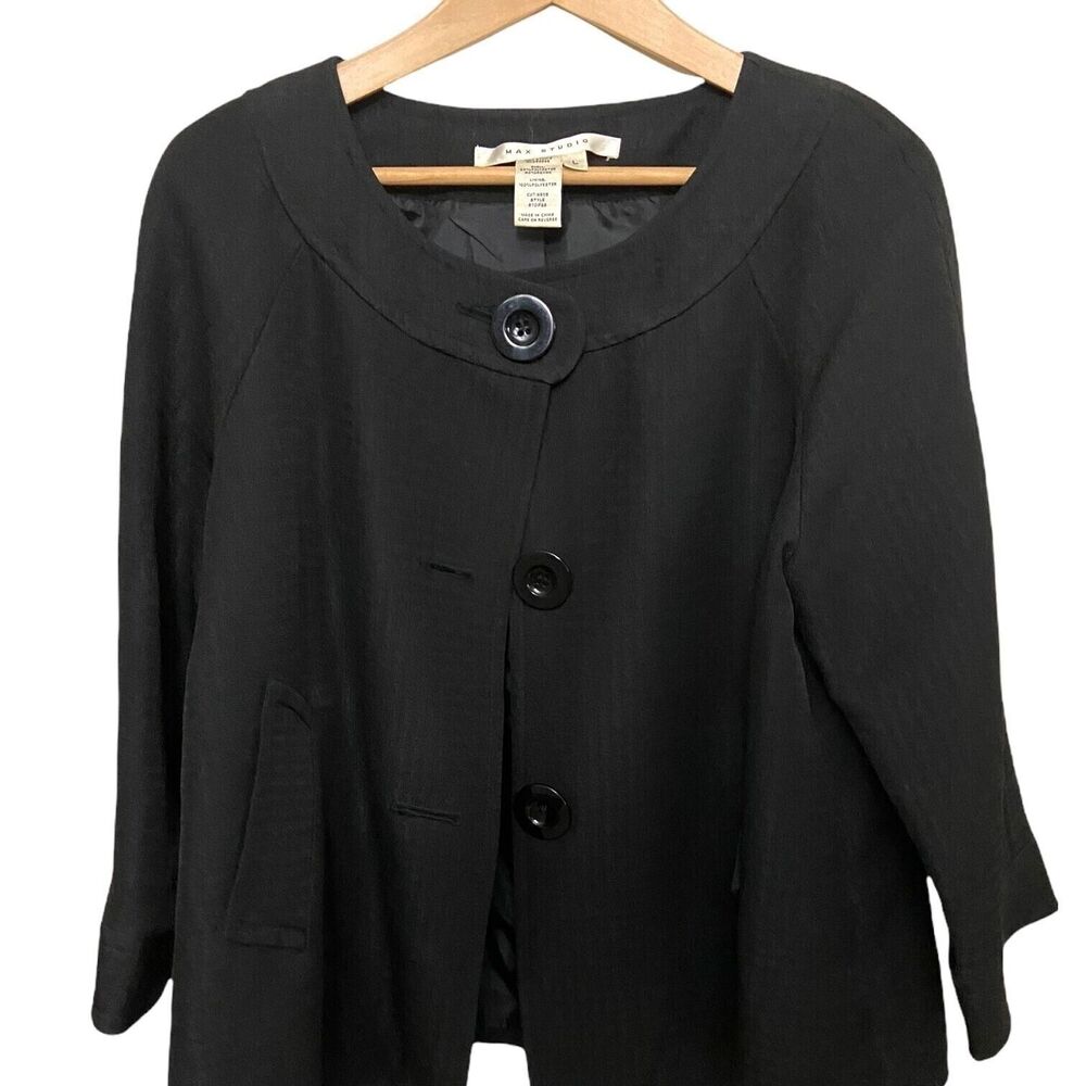 #3697 Max Studio womens short jacket size L